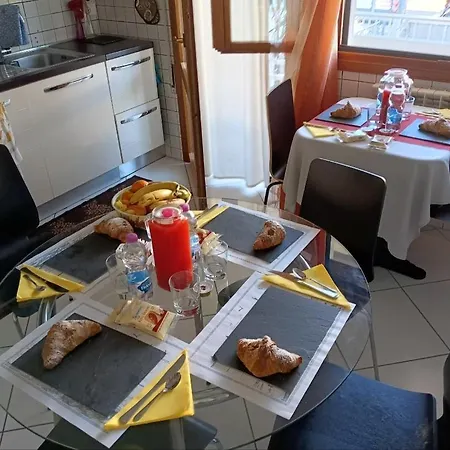 Verrazzano Guest house *